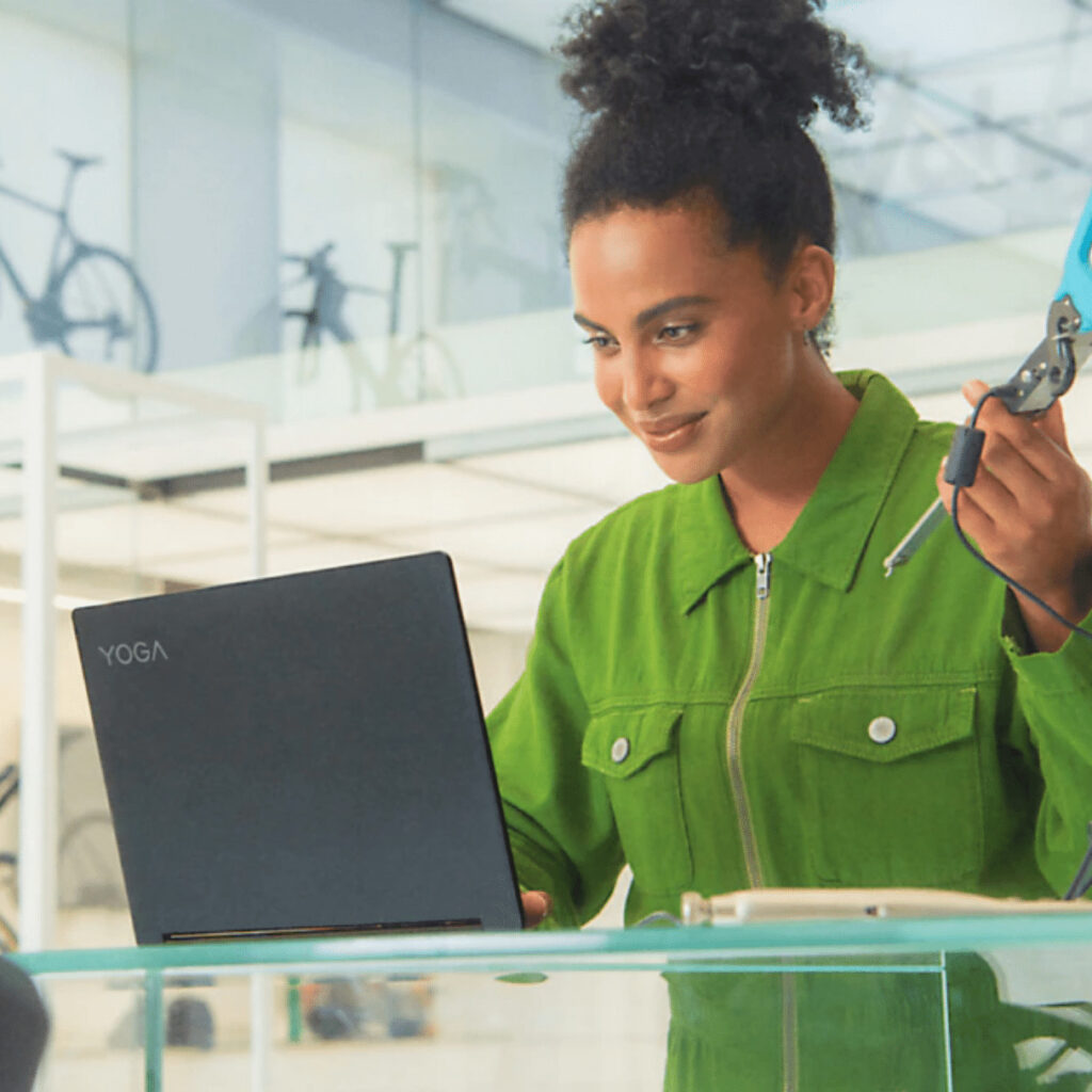 Lenovo YOGA Laptop Alan Yerler_ Esneklik ve Performans